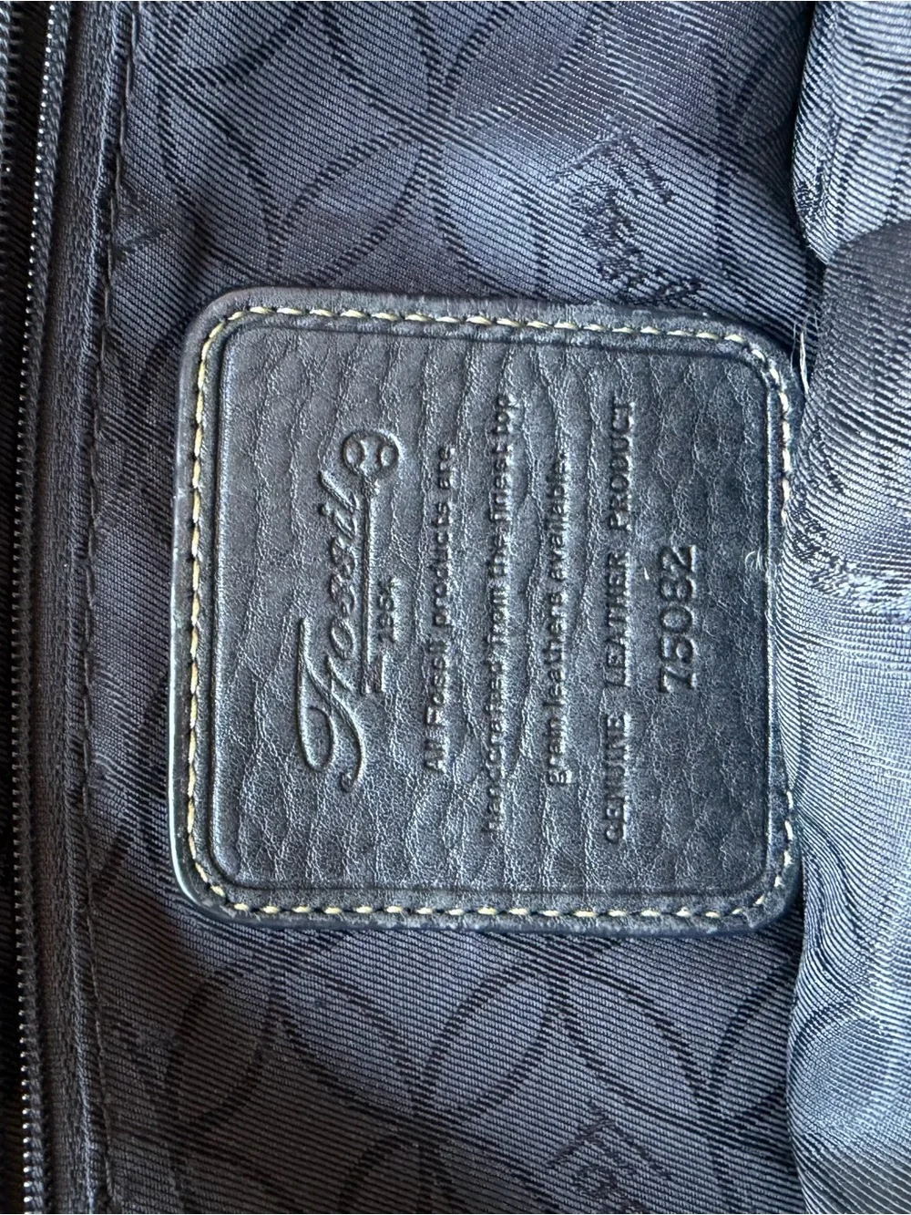 Fossil classic black